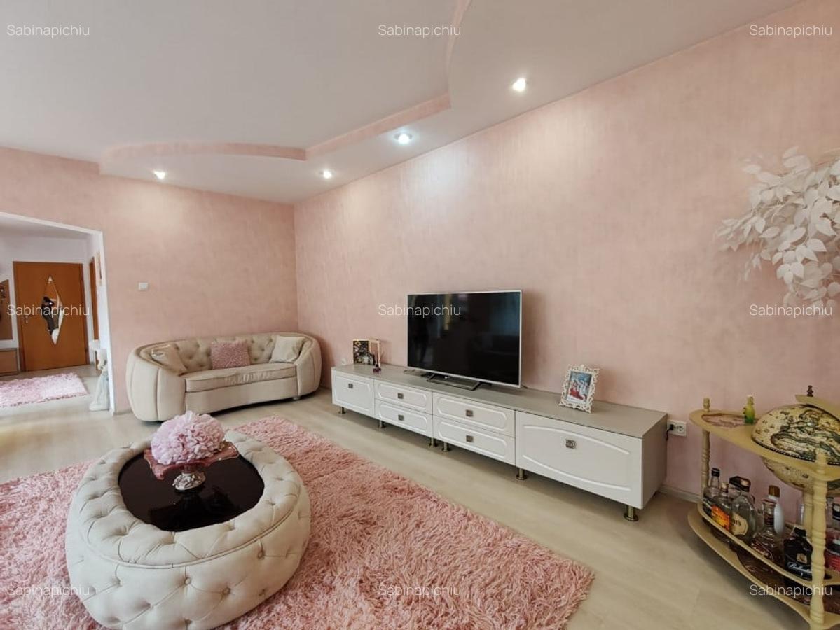 Casa 7 camere, 4 grupuri sanitare, curte si gradina - 20