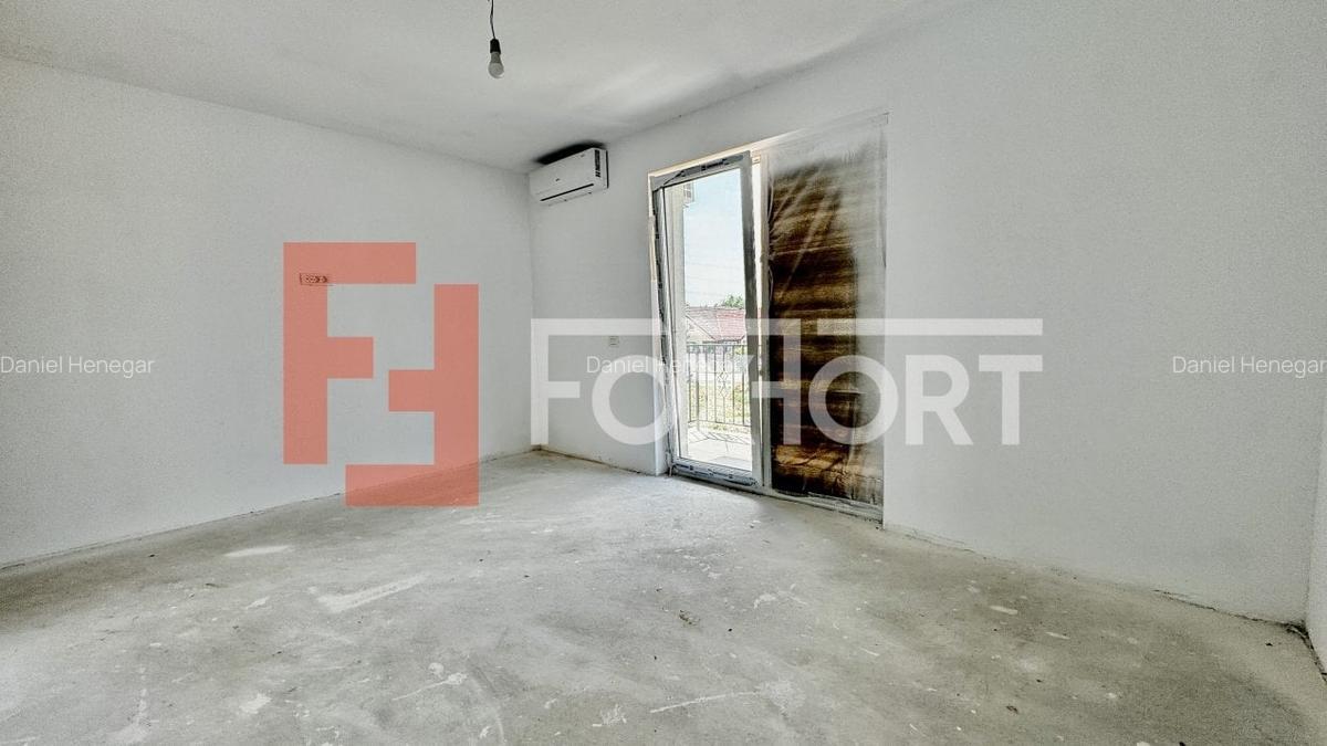 Apartament cu 3 camere decomandat în Giroc - 1