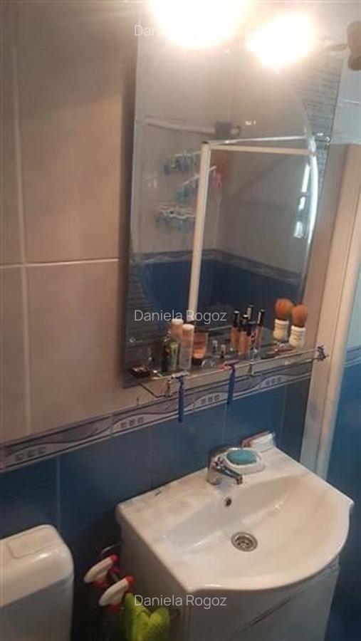 Apartament cu 4 camere decomandat în Fizicienilor - 10
