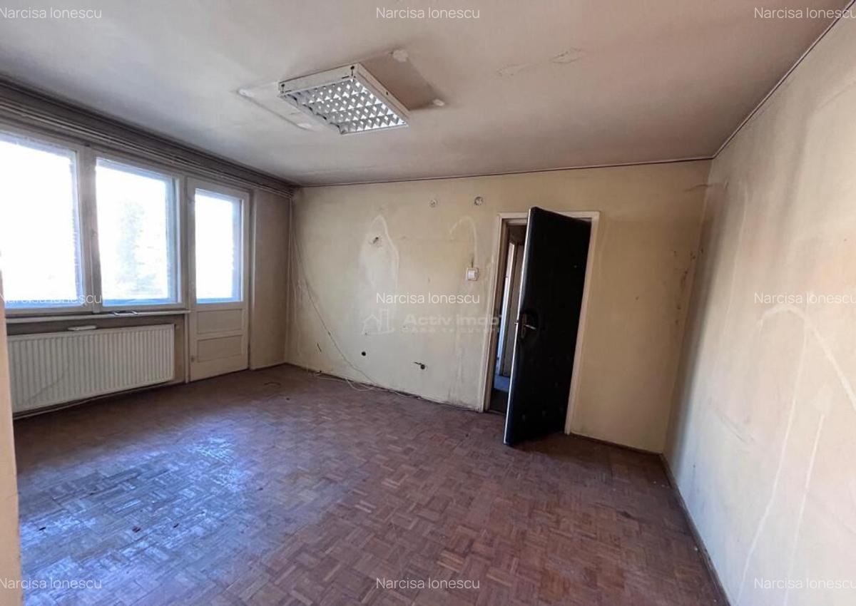 Resita, 3 Cam,cf.1 Semidec.et.1,Central - 4 Resita, 3 Cam,cf.1 Semidec.et.1,Central - 4