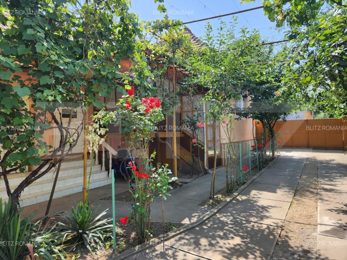 Casa individuala cu 4 camere,150 mp utili,1700 mp teren,Blaj - 2