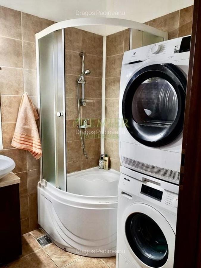 Bloc Rusesc Bucurestii noi vis a vis de metrou Bazilescu boxa - 7