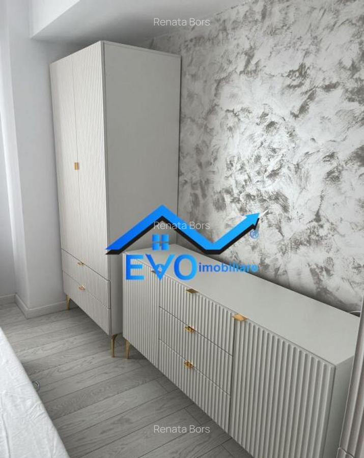 Apartament cu 2 camere, decomandat, bloc nou, loc parcare, V - 1