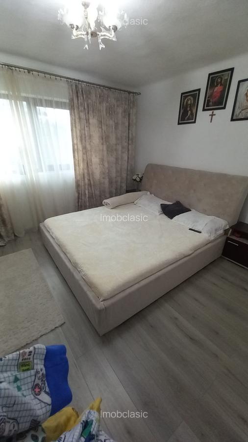Vanzare proprietate- casa si teren Gheboieni Dambovita - 10