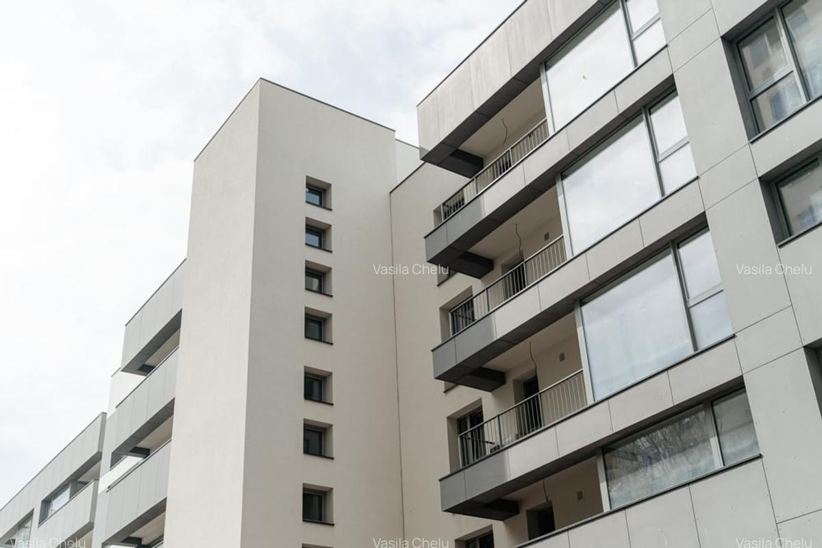 Apartament cu 4 camere decomandat în Tei - 4