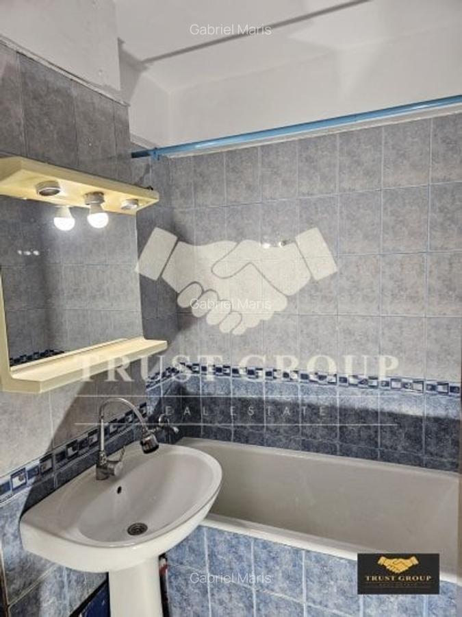 Apartament cu 3 camere semidecomandat în Victoriei - 8