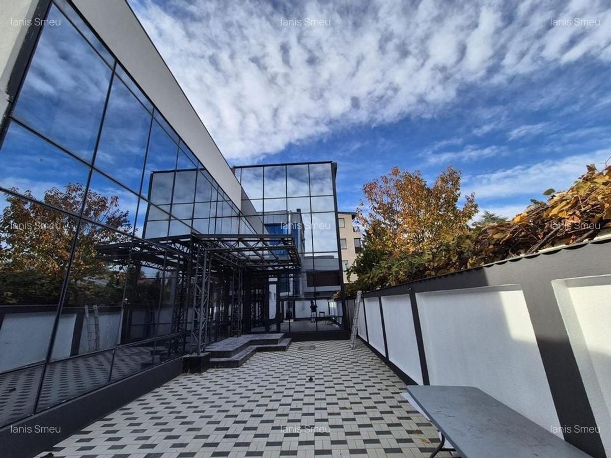 Oportunitate investitie - Vila renovata cu chiras in zona Bucurestii Noi - 1