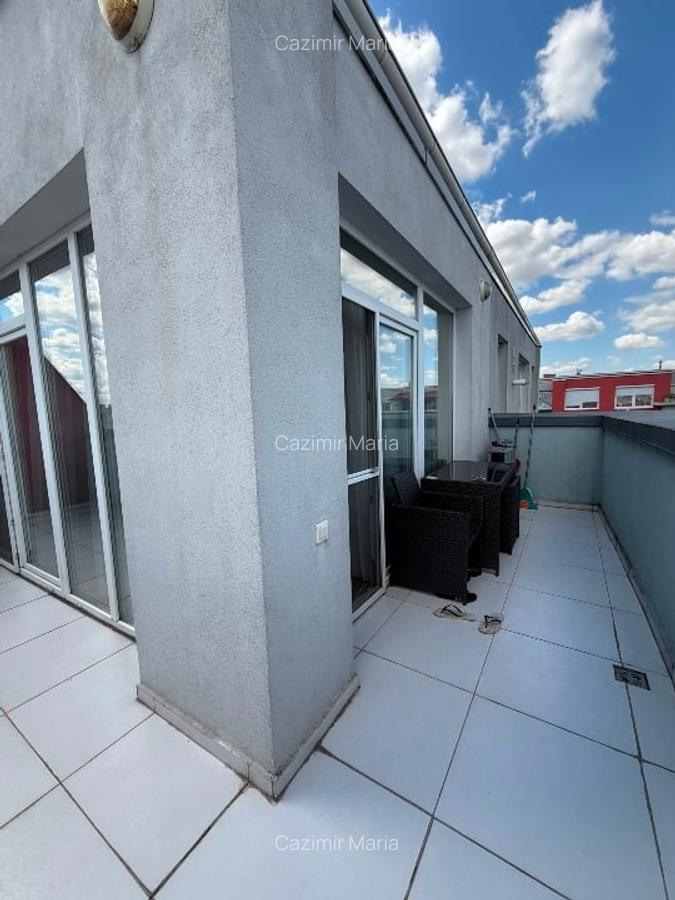 De vânzare apartament penthouse 3 camere , terasă  generoasă  orientare S-E - 12