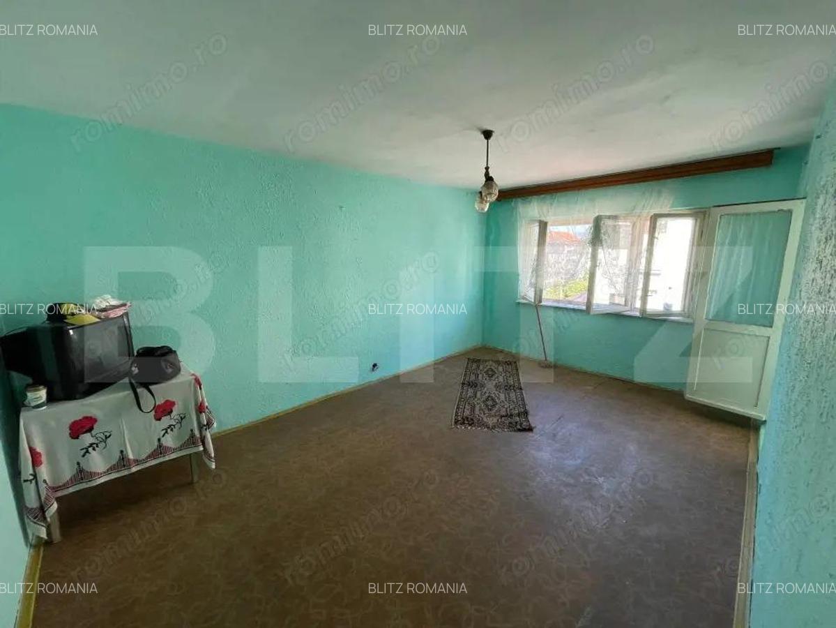 Apartament cu 3 camere, decomandat, 62 mp, Strada Alexandru Ioan Cuza - 2