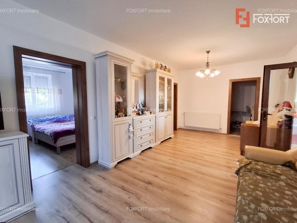 Casa individuala cu 5 camere de vanzare in Timisoara, zona Lunei - 2