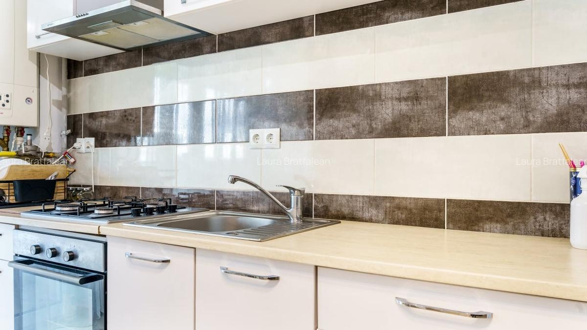 Apartament cu 3 camere, mobilat si utilat, strada Rodnei. - 6