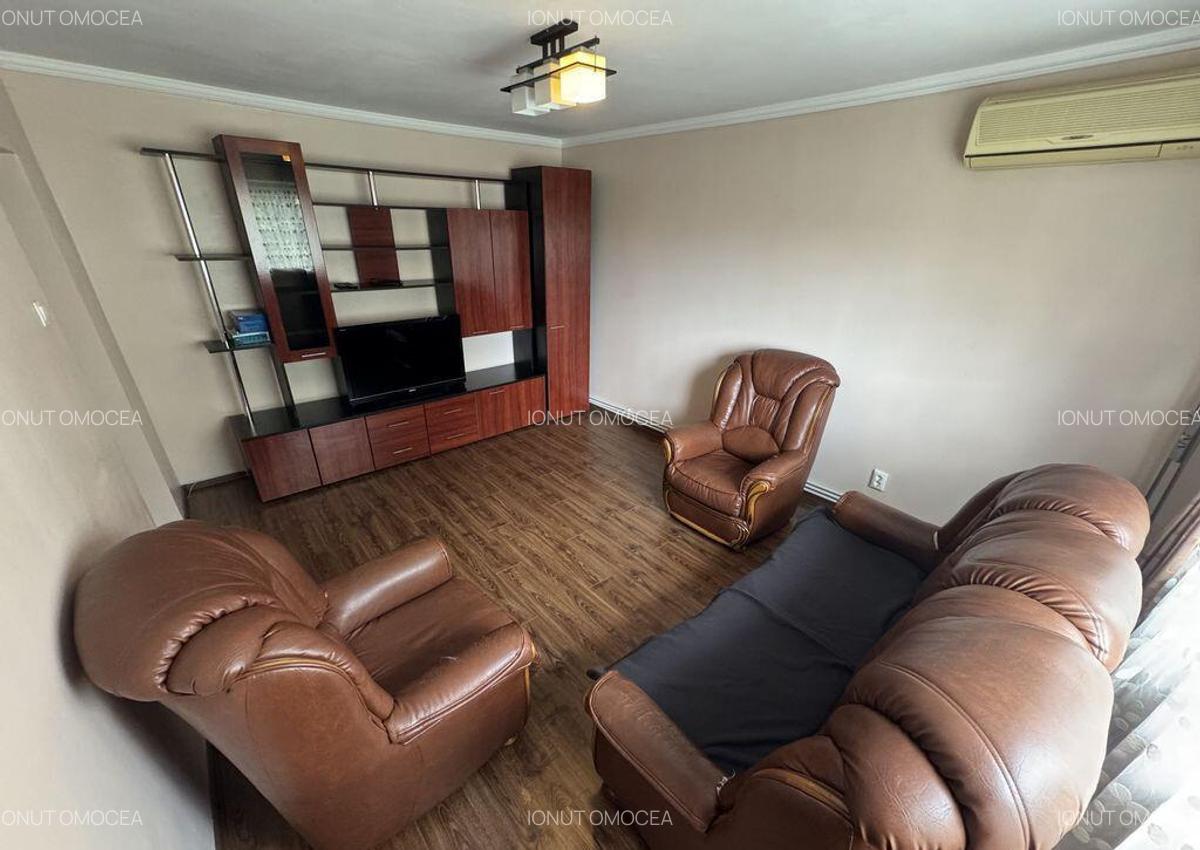 Apartament 3 camere zona Inel 2 - 4