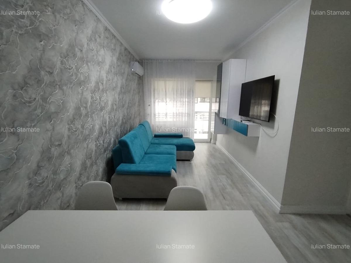 Apartament cu 3 camere decomandat în Copou - 2