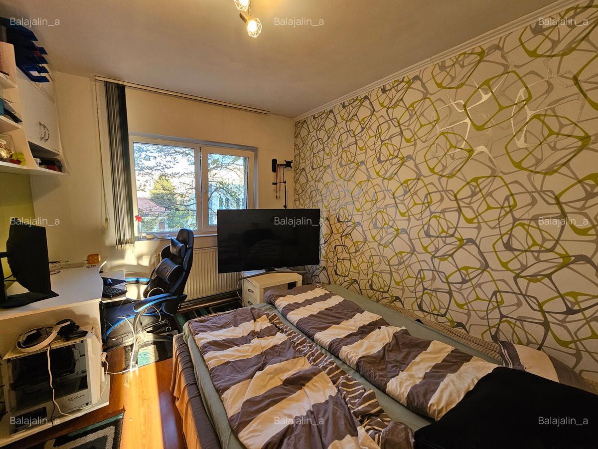 Apartament 4 camere, 2 băi, 2 balcoane, et. 2/4, Timișoara, Calea Torontalului - 9