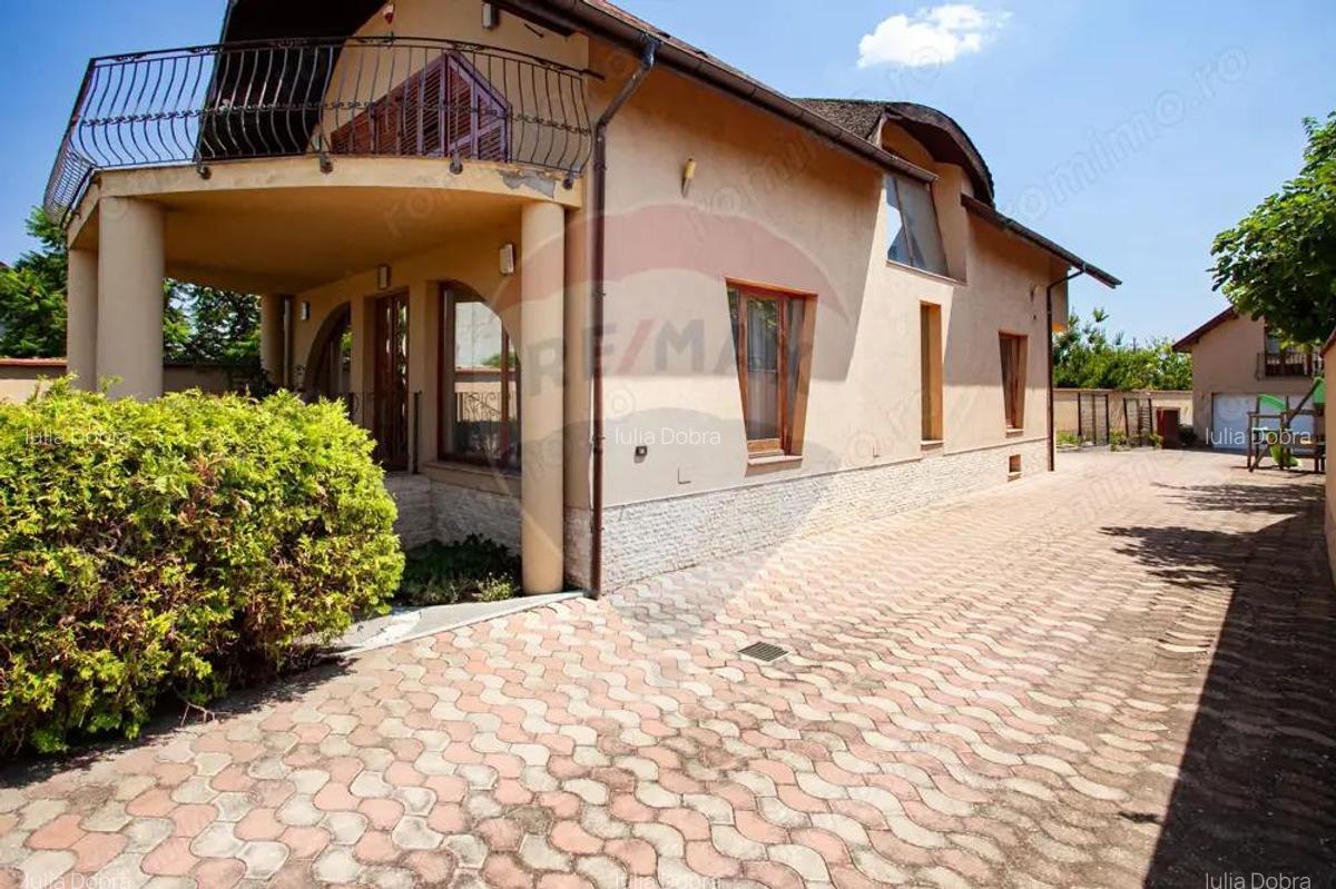Casa moderna ?i spa?ioasa cu piscina,sauna ?i sala de fitness Pecica - 4