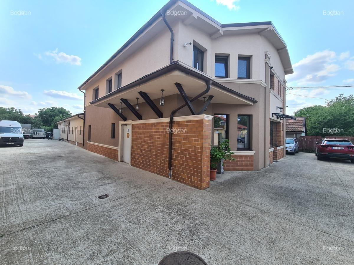 Spațiu comercial / birouri + depozitare – 663 mp utili, zonă centrală, parcare p - 1