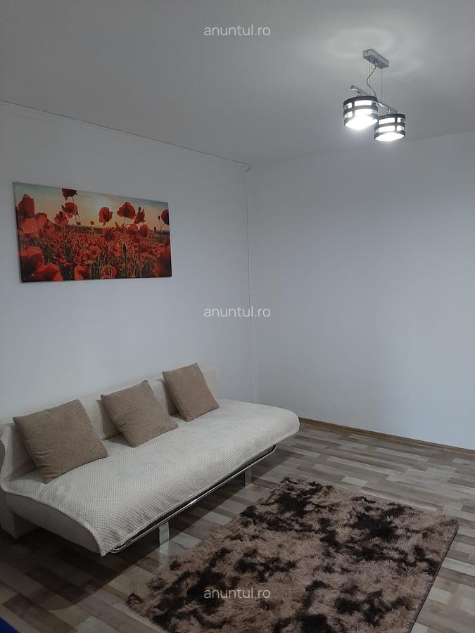 Metrou Favorit, garsoniera - 2