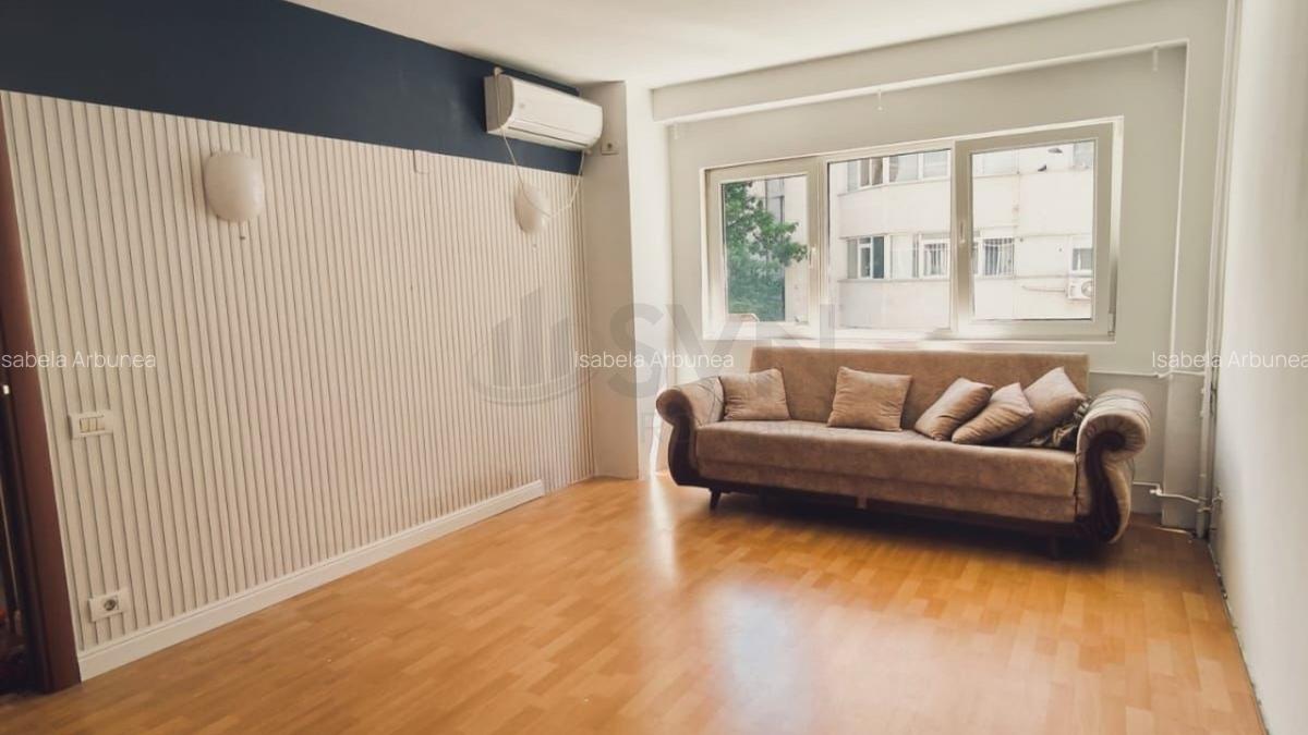 REA1023968 Apartament 4 camere l Piata Romana - 1