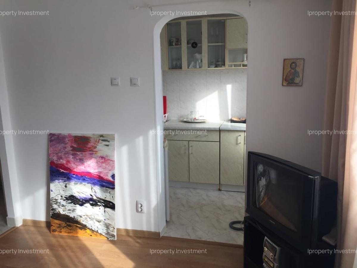 Garsoniera | Piata Sudului - Berceni | Proximitate metrou 5 minute | - 12