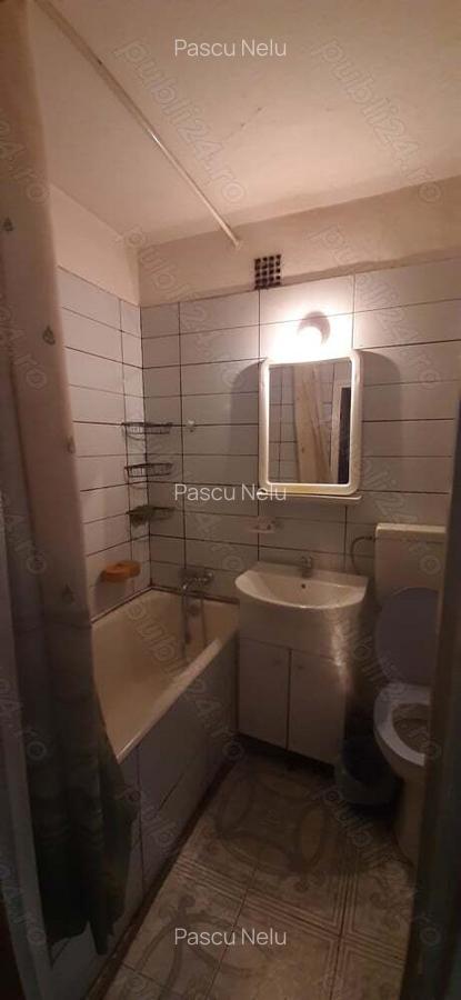 Inchiriez apartament 3 camere - 5