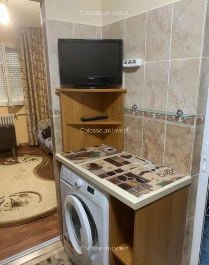 Camera de camin cu baie si bucatarie - zona Uzina 2 - 7