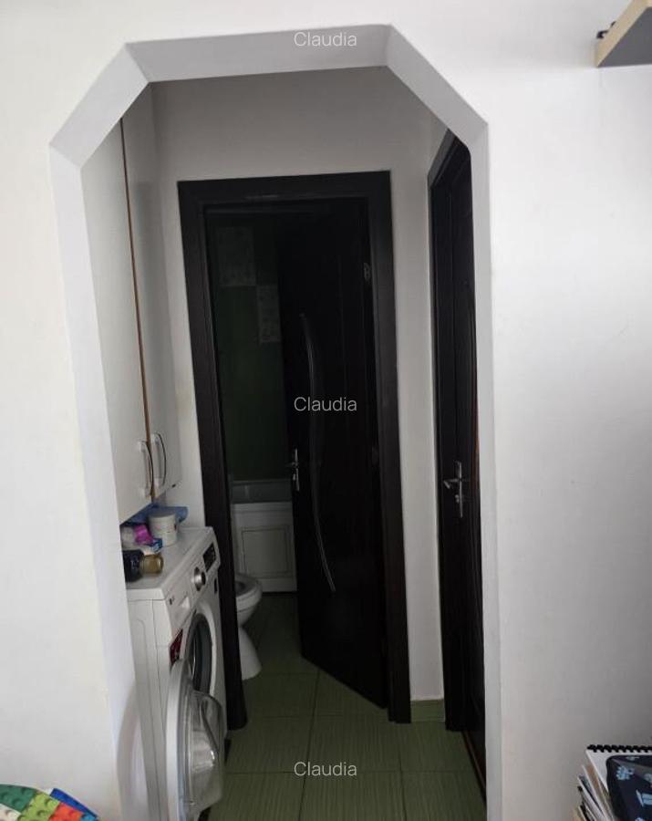 Apartament 2 camere zona TRACTORUL - 9