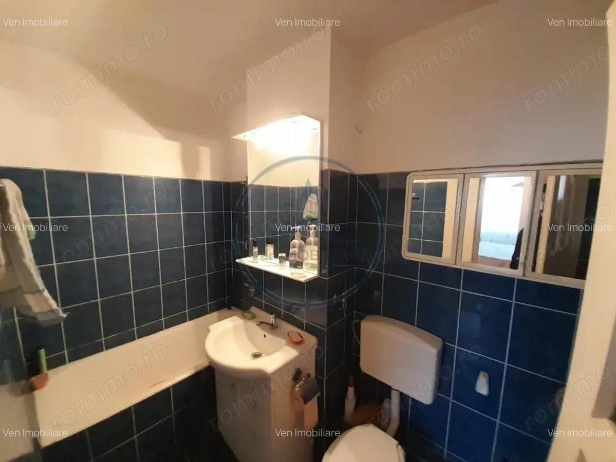 Apartament 4 camere,etajul 2,zona Petru Rares - 12