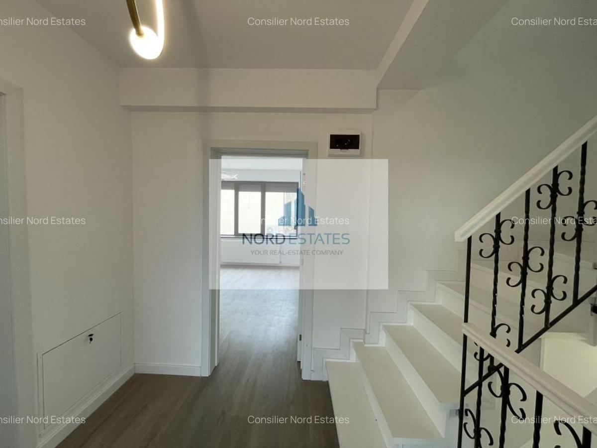 Casa de vanzare in Pipera, parcare privata, gata de mutat - 2