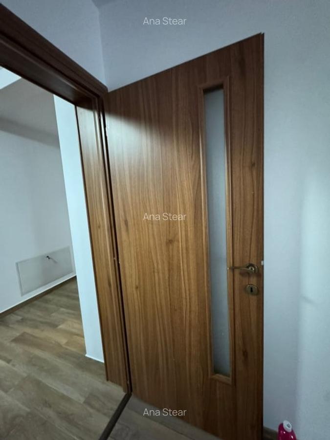 De inchiriat apartament - 3 camere 105mp/  2 parcari- langa Profi Scheia - 12