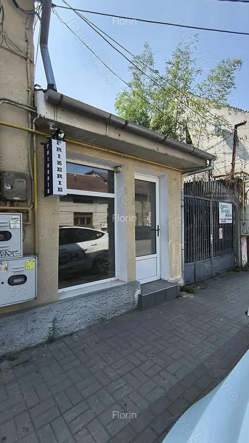 Spatiu comercial de inchiriat = Central= - 1