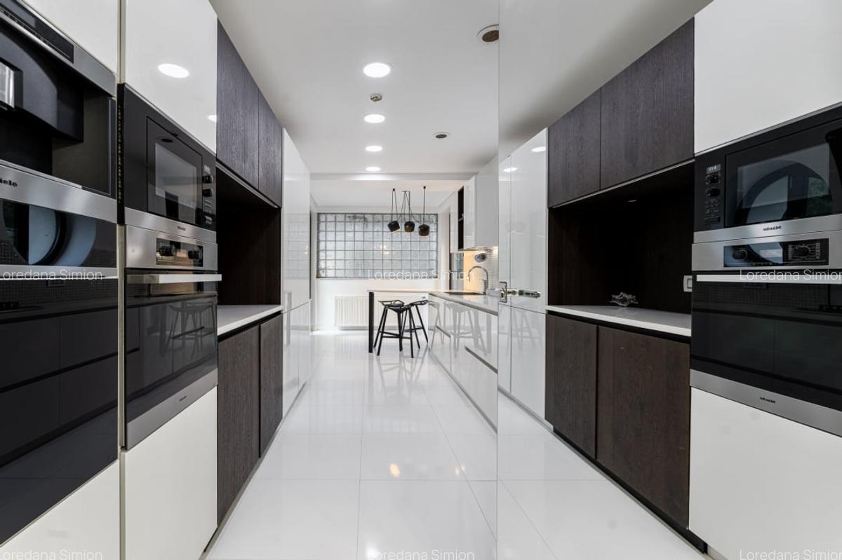 Vila Individuala de Lux in Herastrau - 10 Camere, Cinema, Piscina Reamenajabila - 8