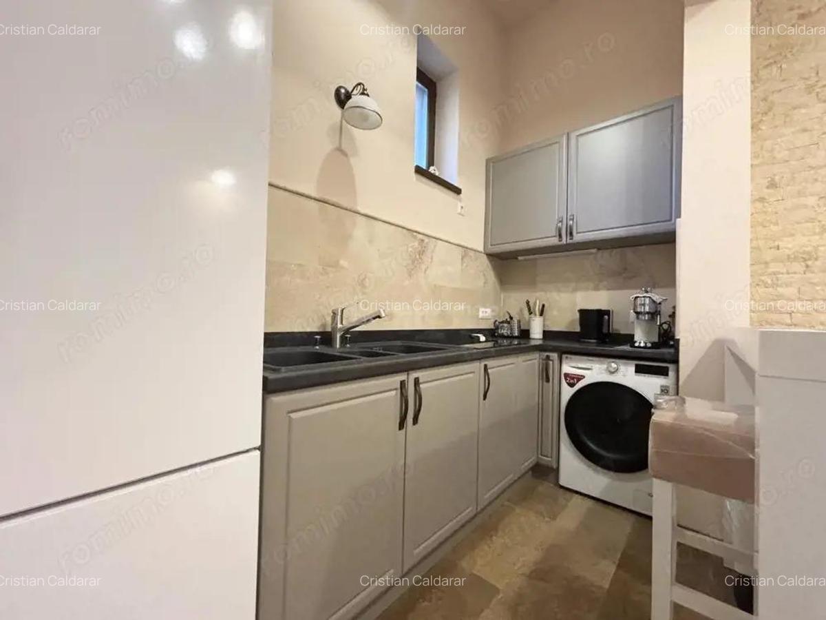 Apartament ultracentral complet renovat 100 m de Piata Unirii, Oradea - 8