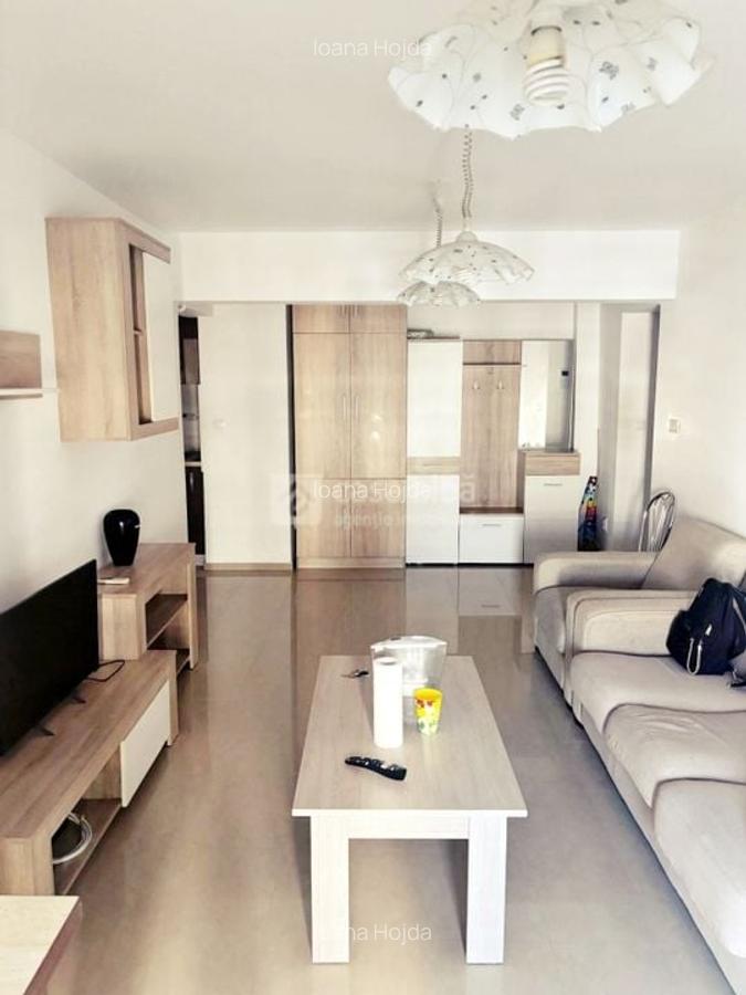 Piata Unirii, 3 camere mobilat si utilat, vedere impresionanta - 1