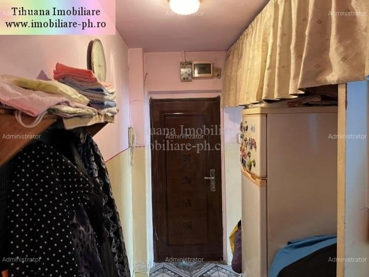 Apartament 2 camere de vanzare:Vest(Zarandului),etajul 2 - 9