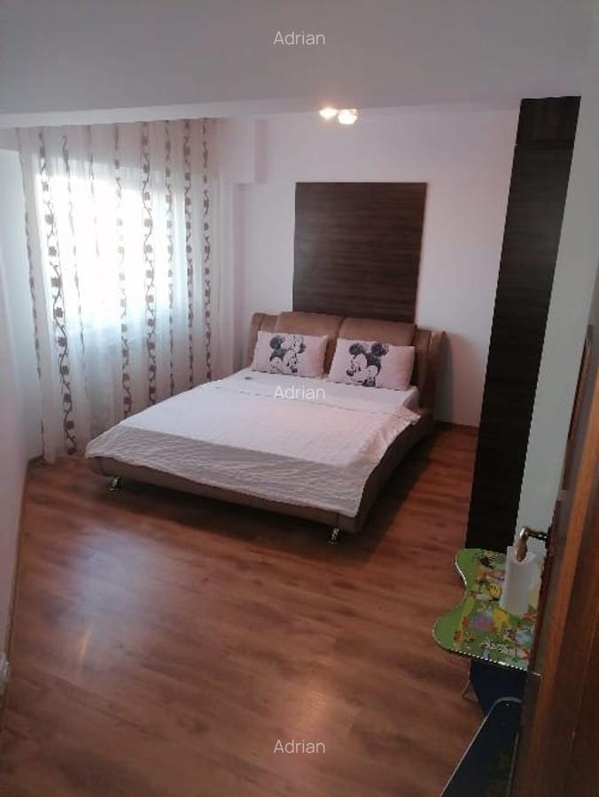 Casa de Cultura-2 camere decomandate, mobilate si utilate....... - 4