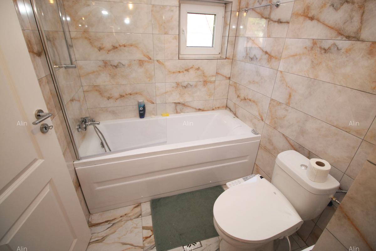 Casă cu 7 camere în Platoul Izvor - 12