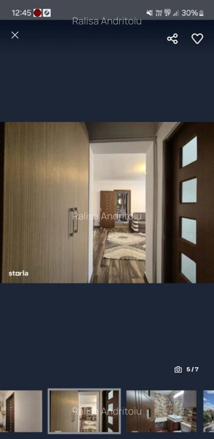 Vand apartament zona centrala etaj 2 - 14