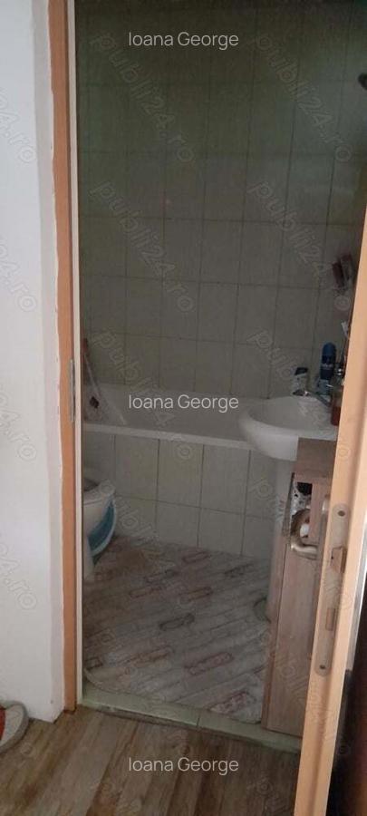 De vanzare apartament curte comuna - 9