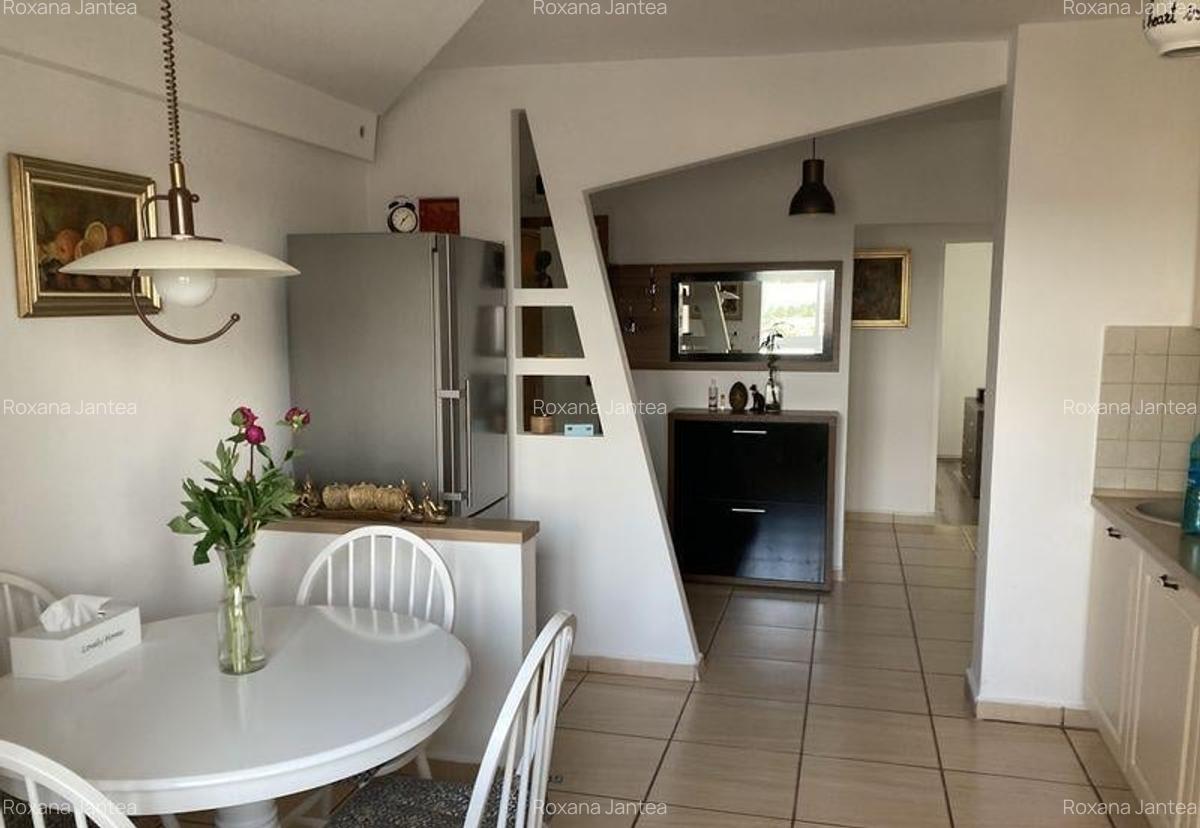 Apartament cu 3 camere decomandat, mobilat în Răcădău - 2