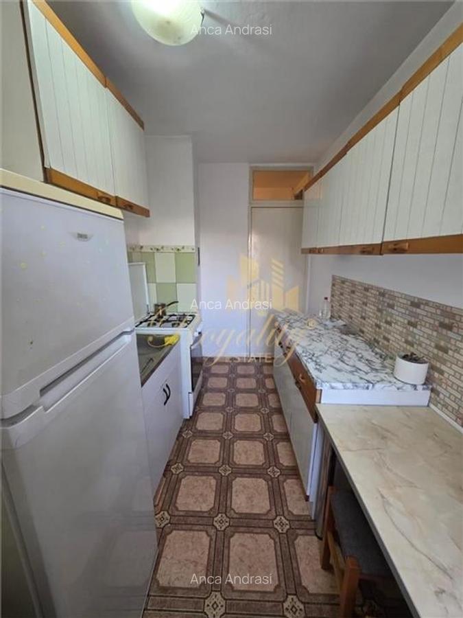 Apartament 1 camera ETAJUL 1, bloc de apartamente - Zona Sagului - 9