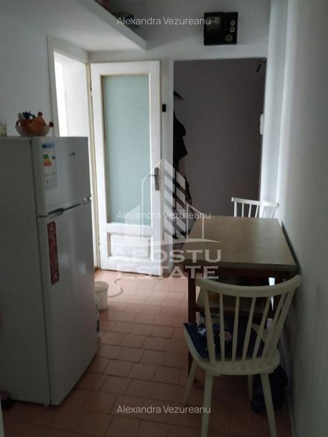 Apartament cu 2 camere, semidecomandat, etajul 2, zona Sagului - 4