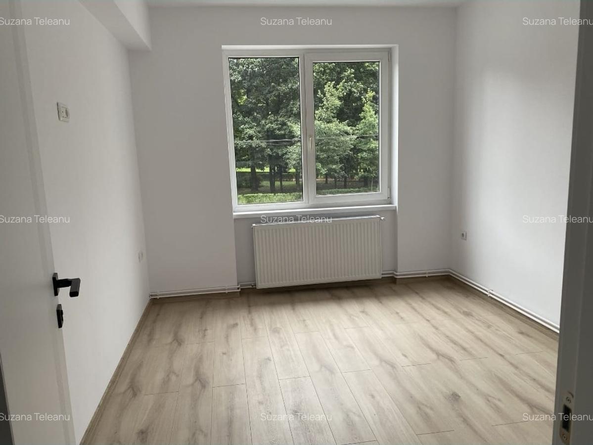 Vand apartament 4 camere renovat total langa Mall Coresi - 4