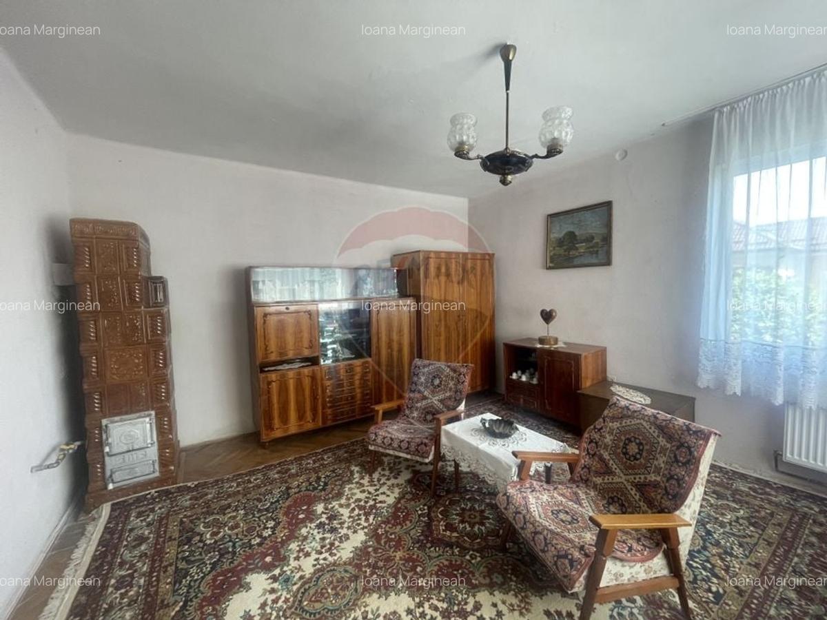Casa cu 2 camere de inchiriat in zona Dambu Rotund - 2