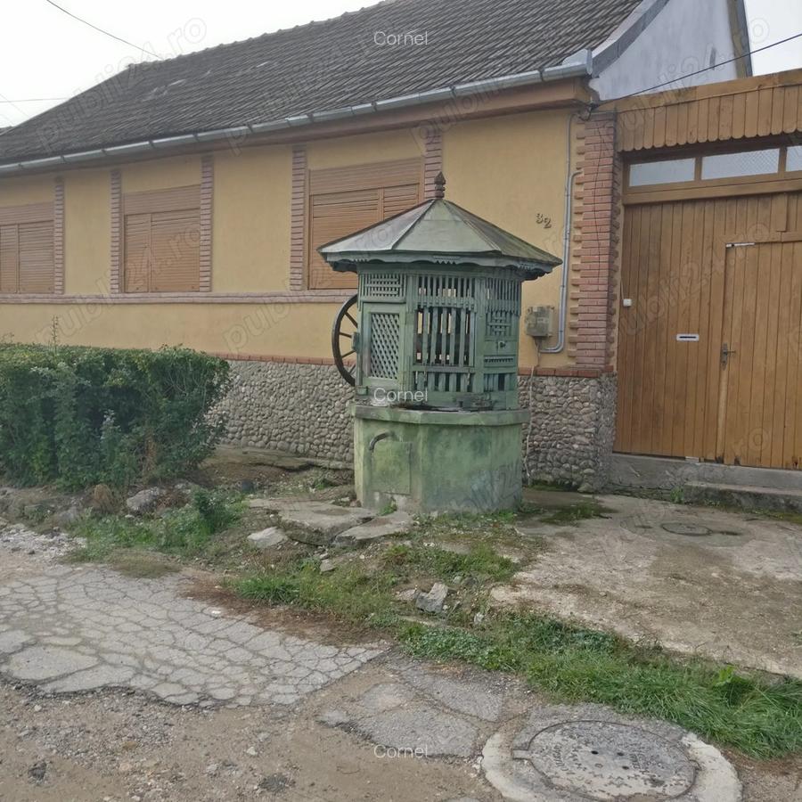 Vand casa cu gradina in Boc?a Montana - 1
