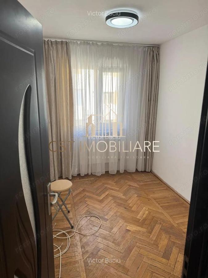 Apartament , 3 camere , dacia - 5