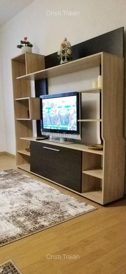 Garsoniera Vitan - Mall, 10 minute de metrou, mobilata si utilata modern, libera - 6