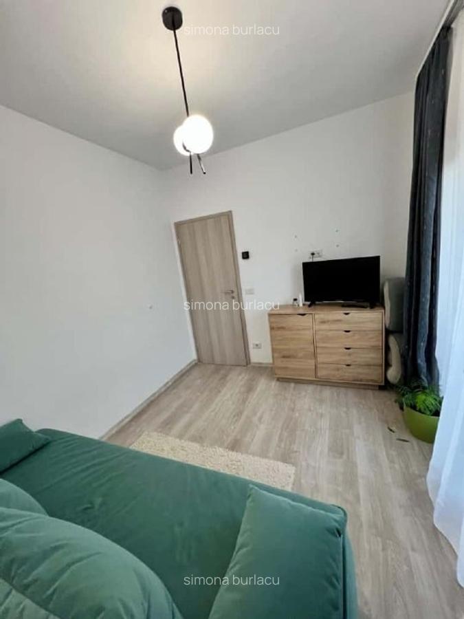 Casa vanzare, 5 camere - 4