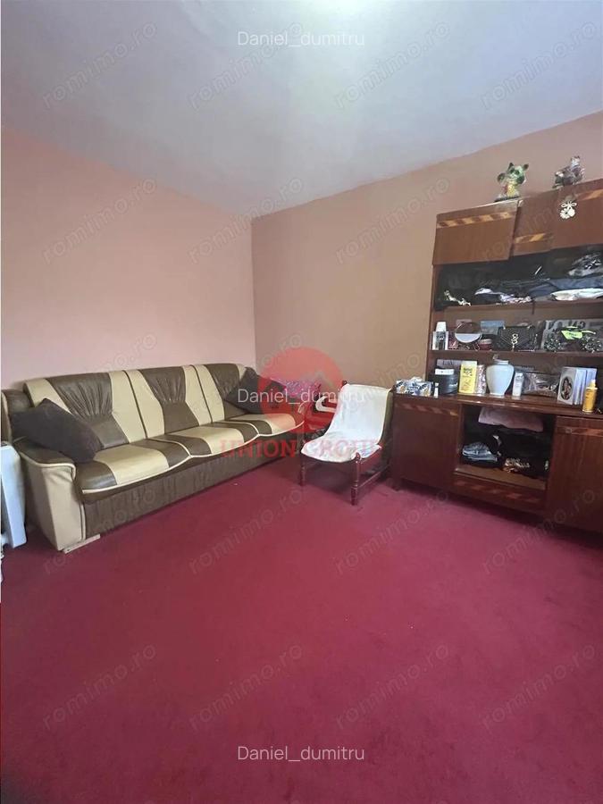 Apartament 3 camere, decomandat, Navodari - 4