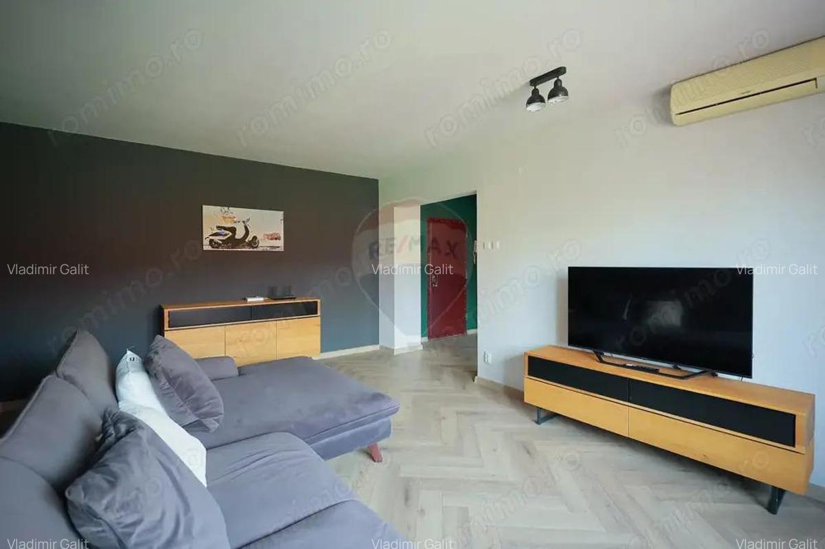 De inchiriat apartament 2 camere - ultracentral, loc de parcare,lift - 3