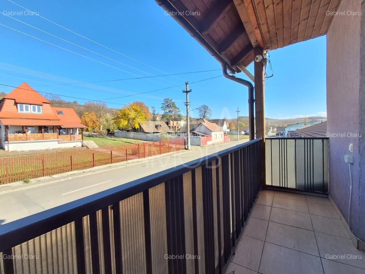 Pensiune 8 camere cu restaurant - Viile Sibiului - 13